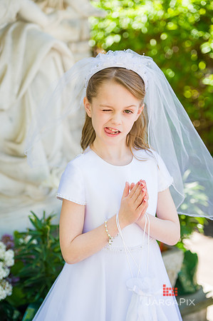 Emma_Communion_Preview-17