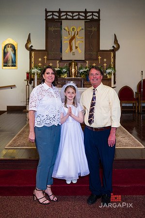 Emma_Communion_Preview-09