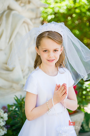 Emma_Communion_Preview-15