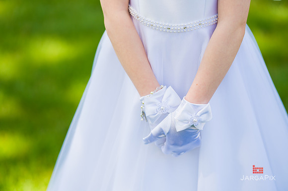 Emma_Communion_Preview-25
