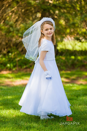 Emma_Communion_Preview-23