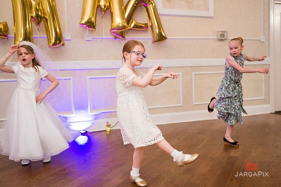 Emma_Communion_Preview-55