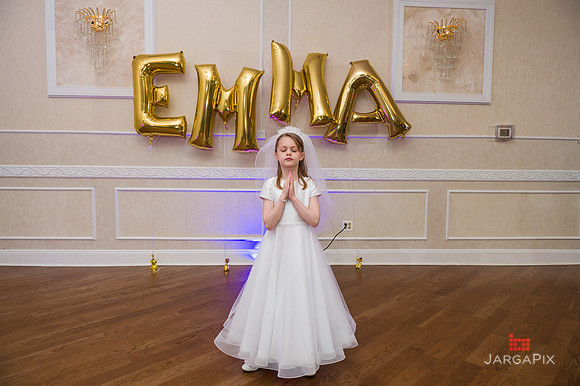 Emma_Communion_Preview-38