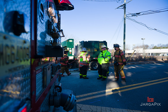 FLFD_Maple_Fern_Car_Fire_12-20-2021-010