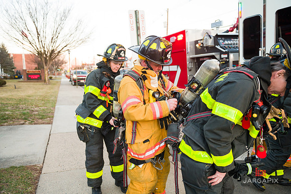 FLFD_Car_Fire_2-10-2023-028