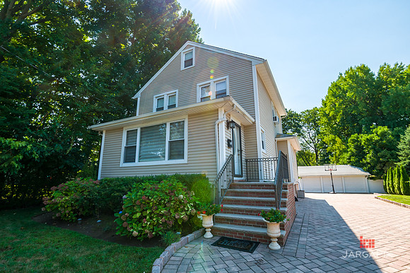 SV_Realty_Photos-031