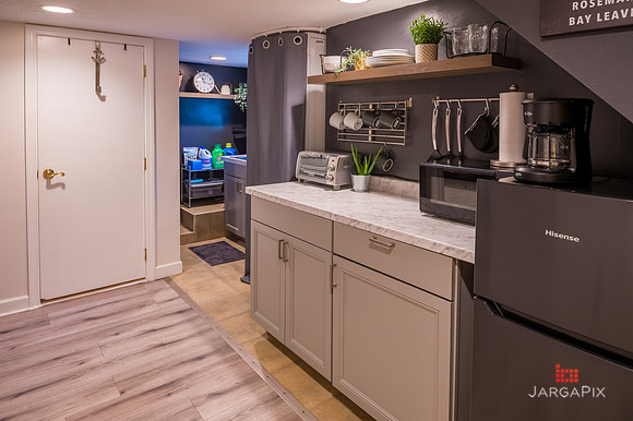 SV_Realty_Photos-023