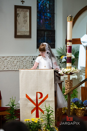 Lily_M_Communion-012