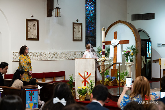 Lily_M_Communion-013