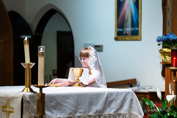 Lily_M_Communion-088