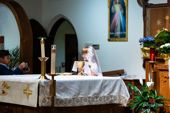 Lily_M_Communion-089