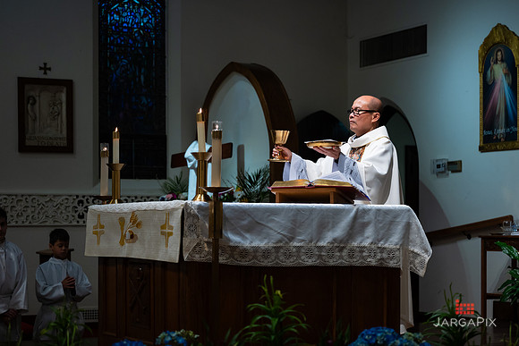 Lily_M_Communion-099