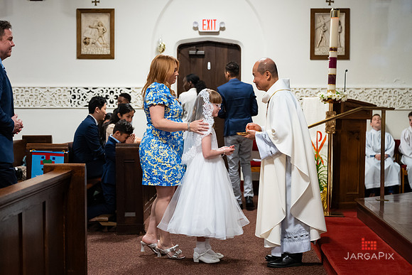 Lily_M_Communion-106