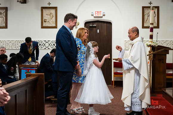 Lily_M_Communion-114