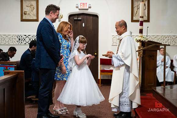 Lily_M_Communion-116