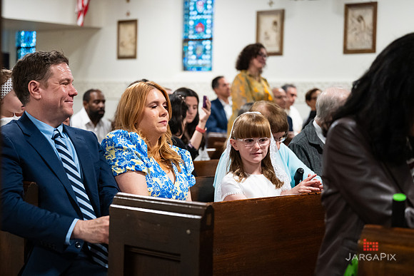 Lily_M_Communion-132