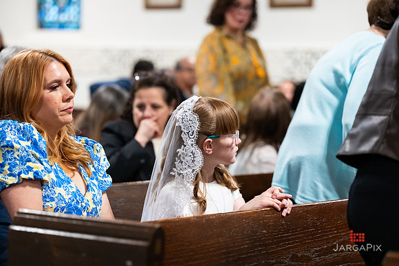 Lily_M_Communion-134