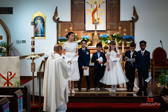 Lily_M_Communion-146
