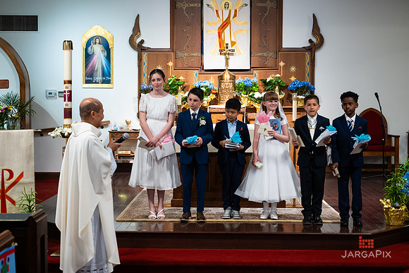 Lily_M_Communion-170