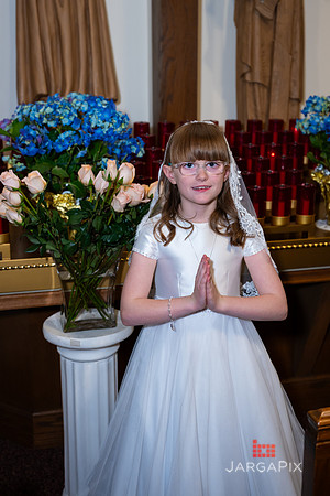Lily_M_Communion-187