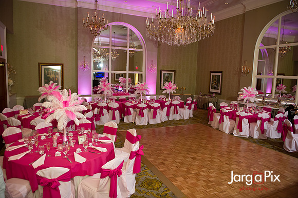 Il Villagio Sweet 16