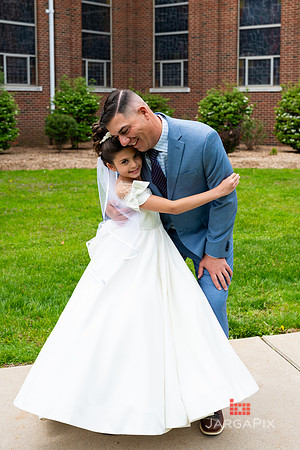 Adriana_D_Holy_Communion-010