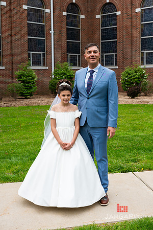 Adriana_D_Holy_Communion-007
