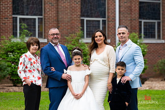 Adriana_D_Holy_Communion-015