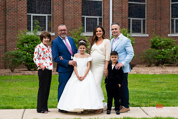 Adriana_D_Holy_Communion-020