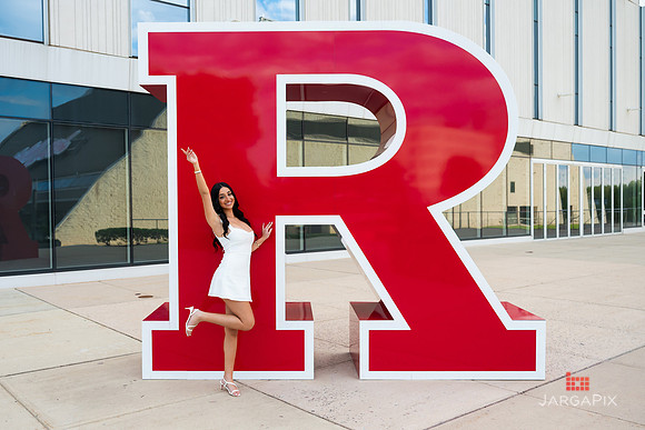 Mel_H_Rutgers_Grad_2026-367
