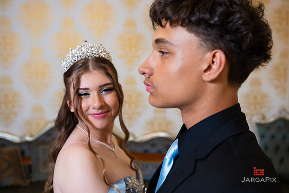 Josselyn_Sweet16_Preview-22