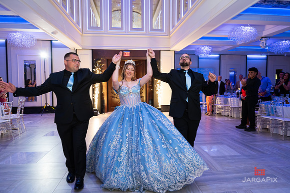 Josselyn_Sweet16_Preview-30