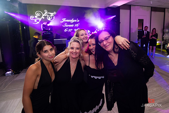 Josselyn_Sweet16_Preview-58