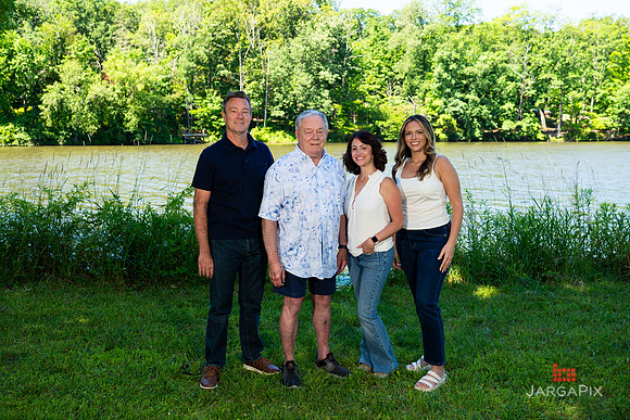 Erica_M_Family_Preview-05