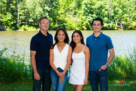 Erica_M_Family_Preview-13