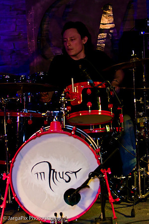 In_Must@CC-208