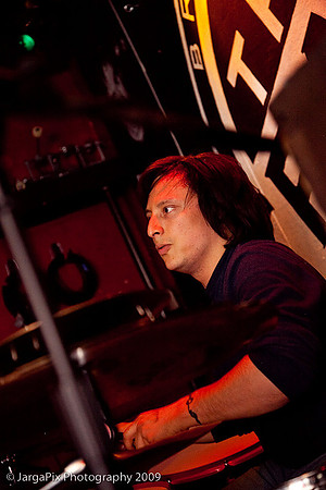 In_Musth@Trash_Bar-144.jpg