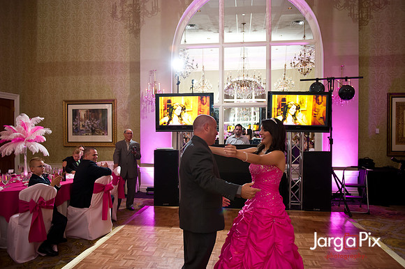 Il Villagio Sweet 16