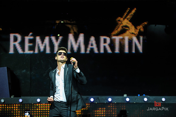 Robin_Thicke_Birthday_Remy_Martin__SoHo_Exp_2013-127