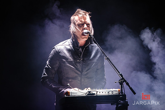 Nine_Inch_Nails_Prudential_2013-004