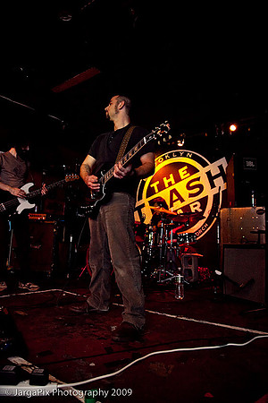 In_Musth@Trash_Bar-008.jpg