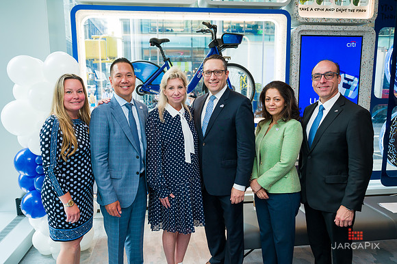 Soho_Citi_Branch_Opening_Lexington_59th_7-31-25_Daytime-074