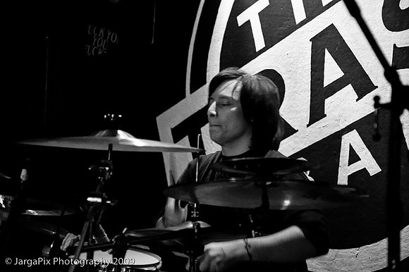 In_Musth@Trash_Bar-017.jpg