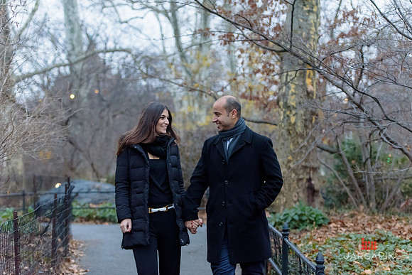 The_Heart_Bandits_Proposal_Basil_Jessica-069