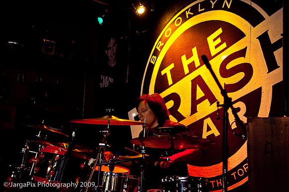 In_Musth@Trash_Bar-016.jpg