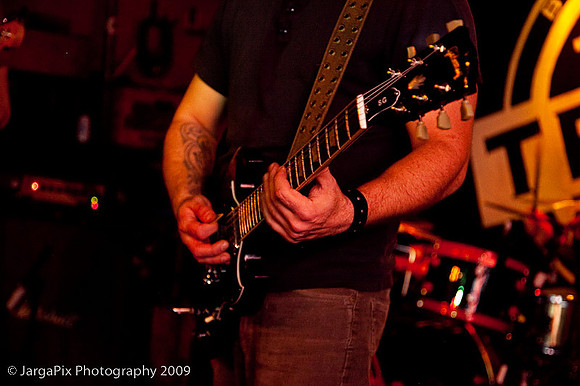 In_Musth@Trash_Bar-021.jpg