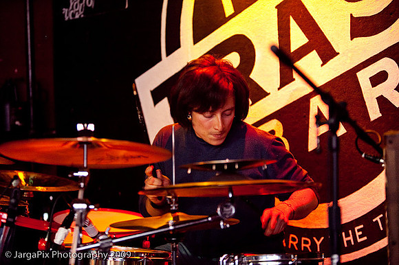 In_Musth@Trash_Bar-096.jpg