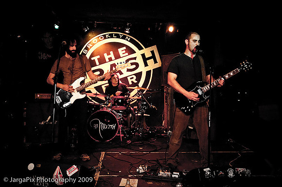 In_Musth@Trash_Bar-122.jpg