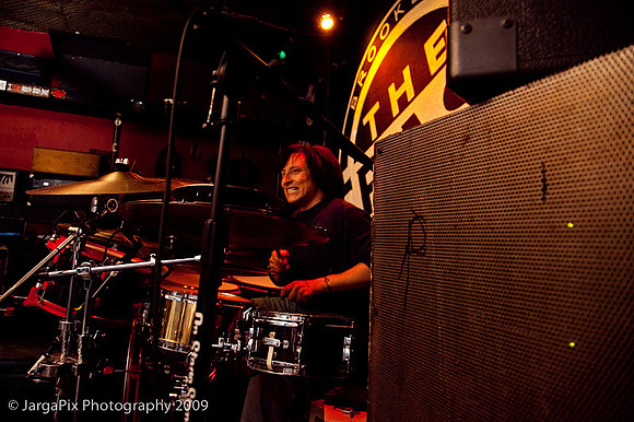 In_Musth@Trash_Bar-147.jpg