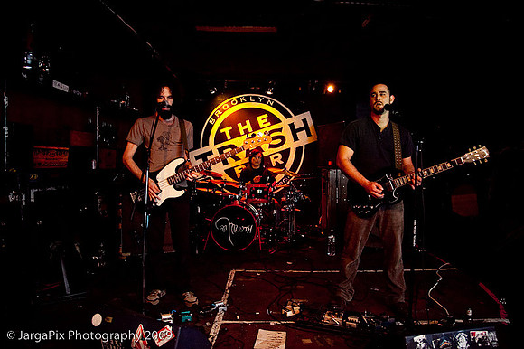 In_Musth@Trash_Bar-030.jpg